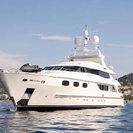 Botel Trackside Superyacht Vip - Tiamat *